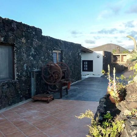 Los Frailes Eco Finca B Tinajo Eksteriør bilde